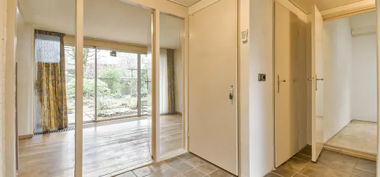 Why Choose Our Pocket Door Experts in Charlesbourg, QC?